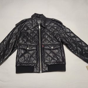 Women's quilted bomber jacket